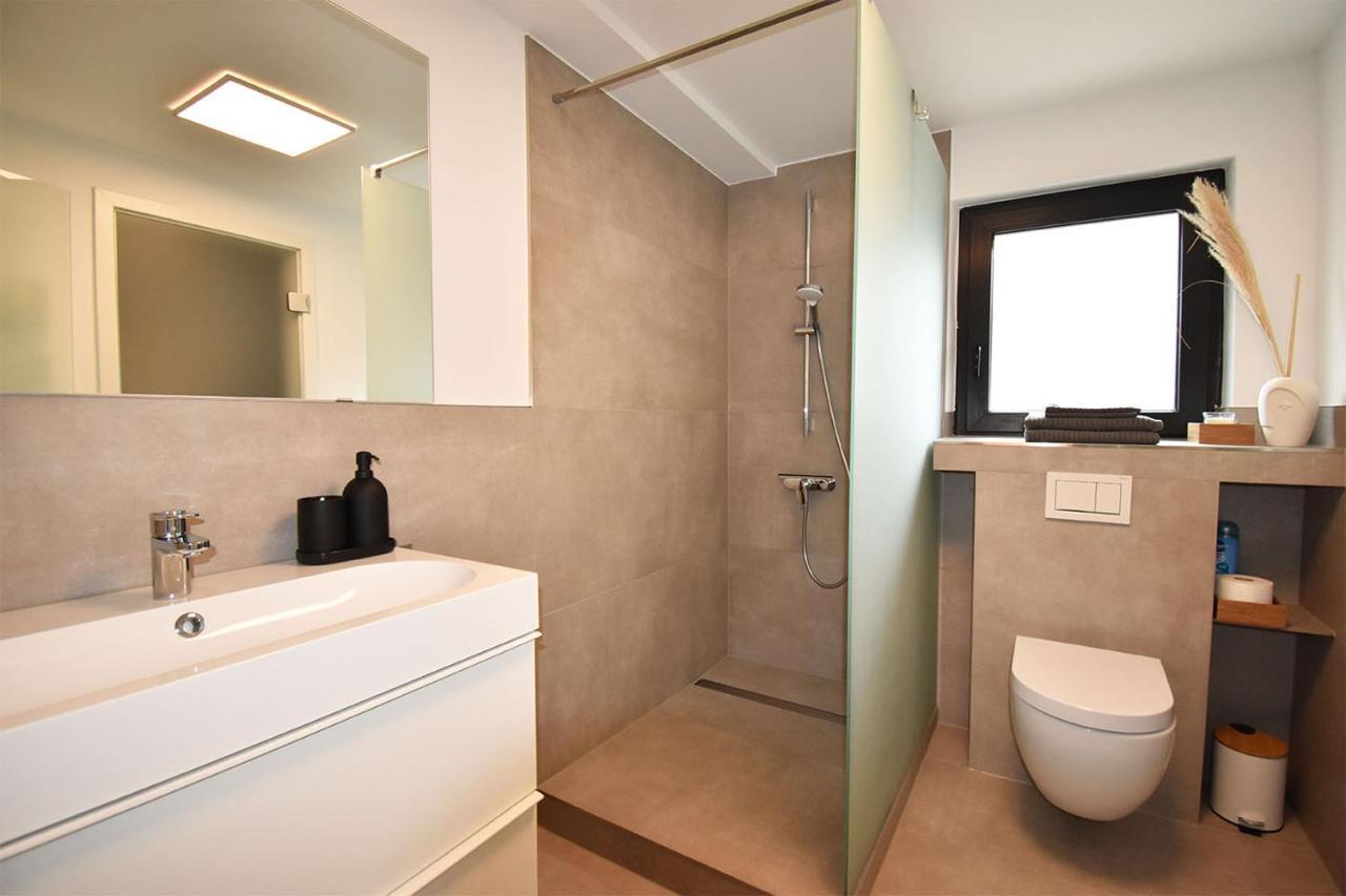 Sweet In Bei Messe Duesseldorf Apartment